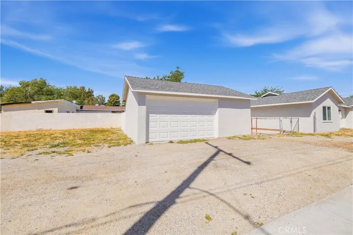 1807 W Avenue K8, Lancaster, California 93534