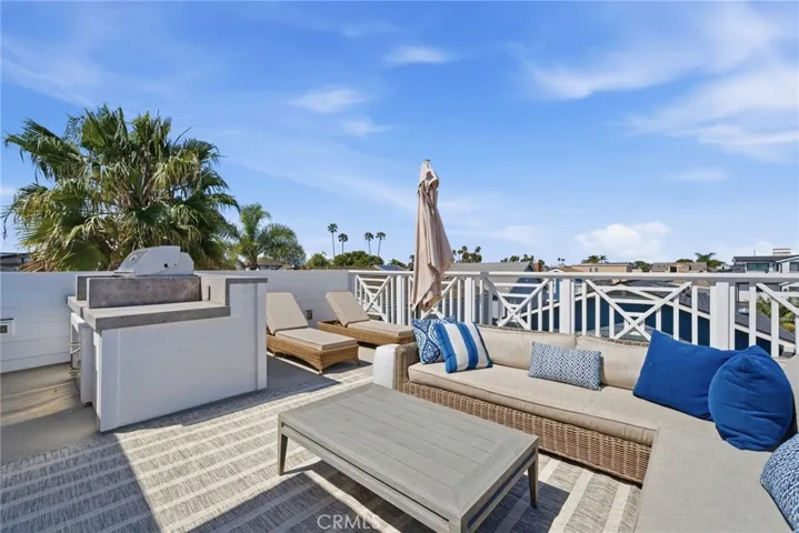 305 Montero, Newport Beach, California 92661