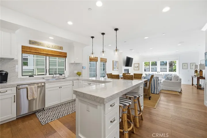 305 Montero, Newport Beach, California 92661