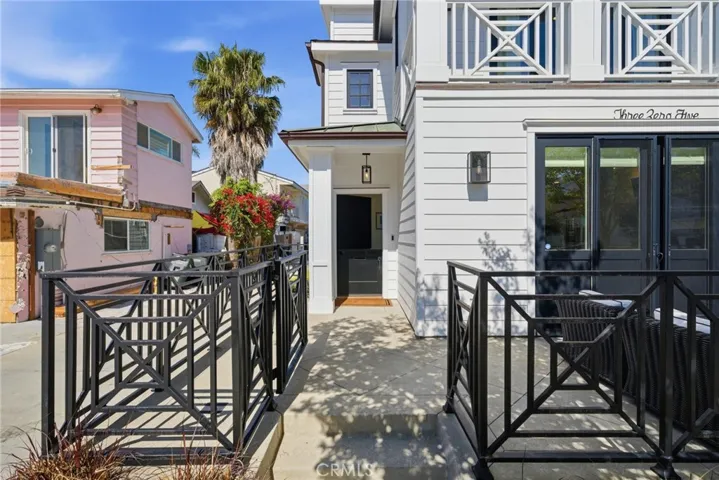 305 Montero, Newport Beach, California 92661