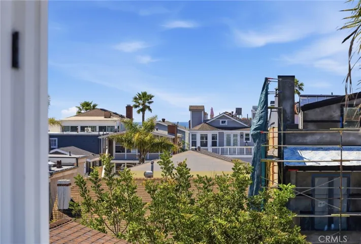 305 Montero, Newport Beach, California 92661