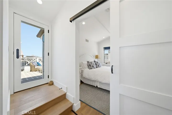 305 Montero, Newport Beach, California 92661