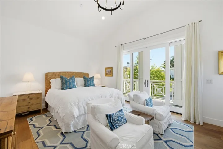 305 Montero, Newport Beach, California 92661