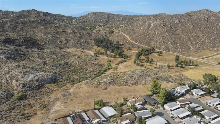 32600 State Highway 74, Hemet, California 92545