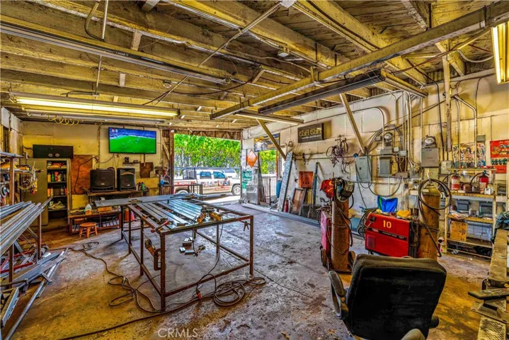 1855 E 62nd, Los Angeles, California 90001
