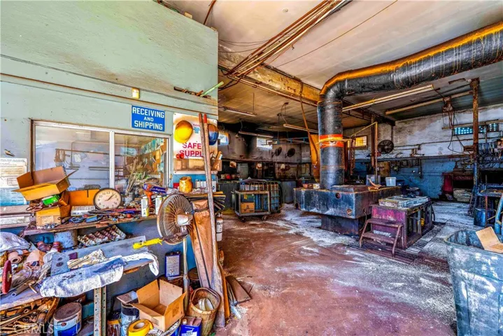 1855 E 62nd, Los Angeles, California 90001