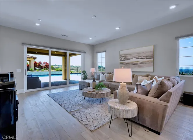 8461 Hinterland Drive, San Diego, California 92127