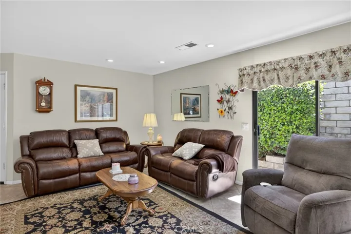 28603 Greenwood, Castaic, California 91384