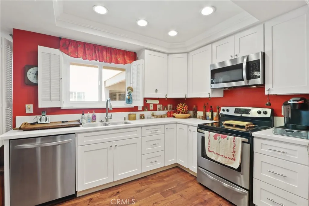 Nice bright kitchen