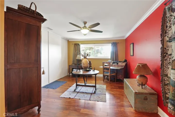 Large secondary bedroom/office