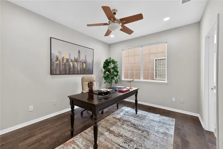 20800 Campania, Porter Ranch, California 91326