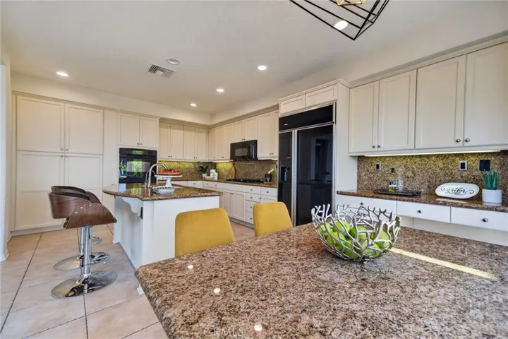 20800 Campania, Porter Ranch, California 91326