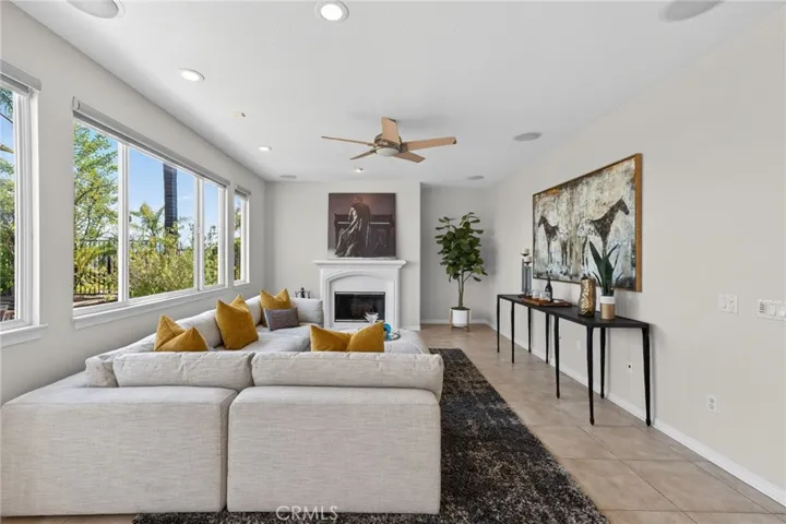 20800 Campania, Porter Ranch, California 91326