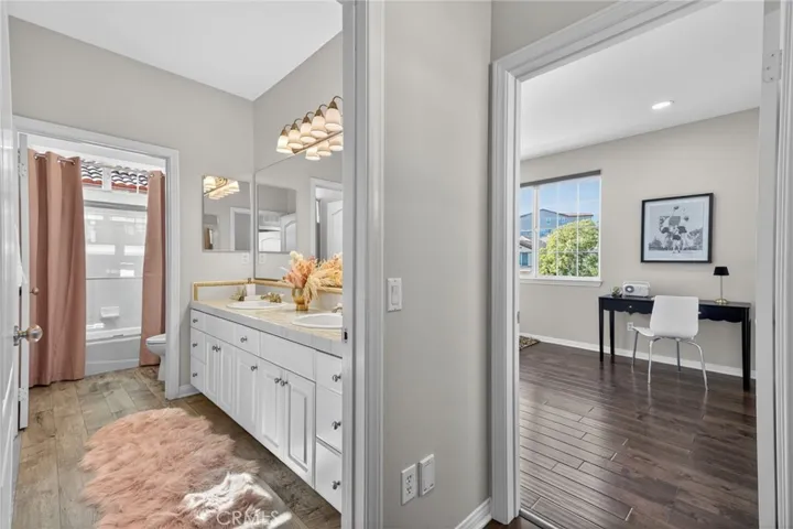 20800 Campania, Porter Ranch, California 91326