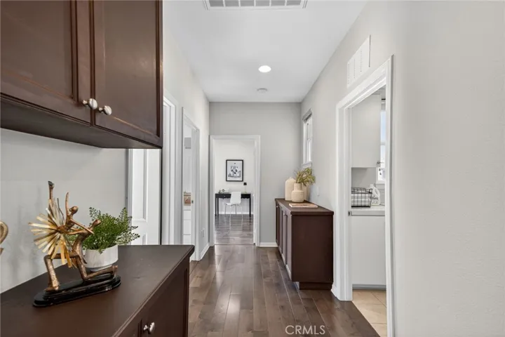 20800 Campania, Porter Ranch, California 91326
