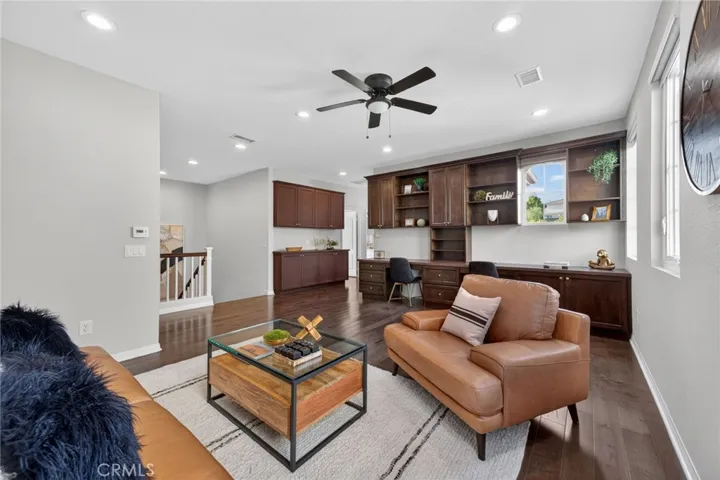 20800 Campania, Porter Ranch, California 91326