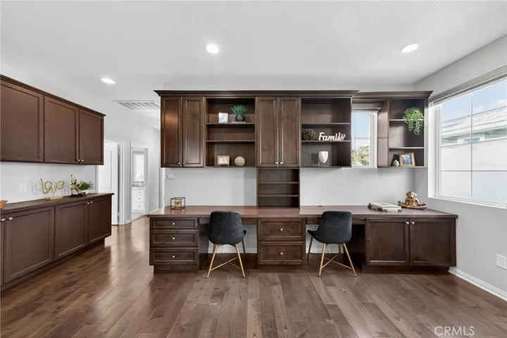 20800 Campania, Porter Ranch, California 91326