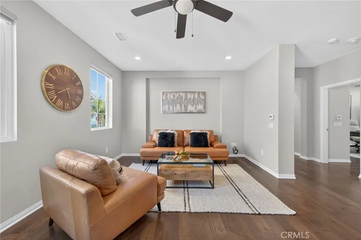 20800 Campania, Porter Ranch, California 91326