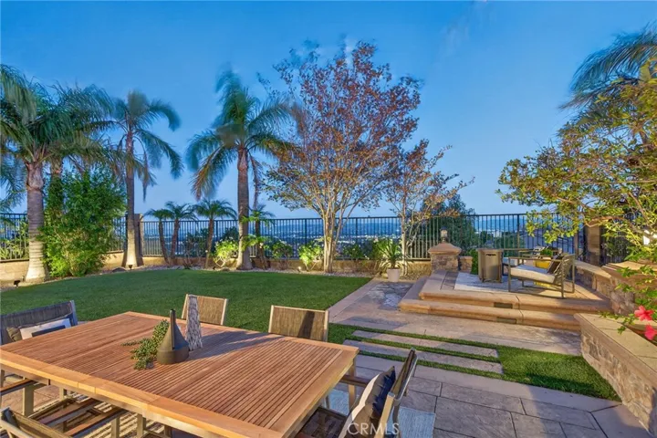 20800 Campania, Porter Ranch, California 91326