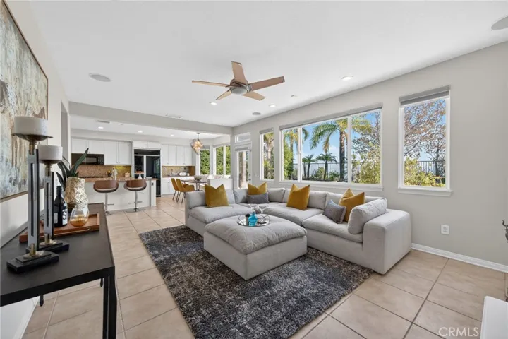 20800 Campania, Porter Ranch, California 91326