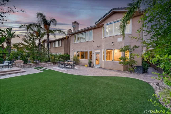 20800 Campania, Porter Ranch, California 91326