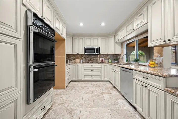 5602 Oak Drive, La Palma, California 90623