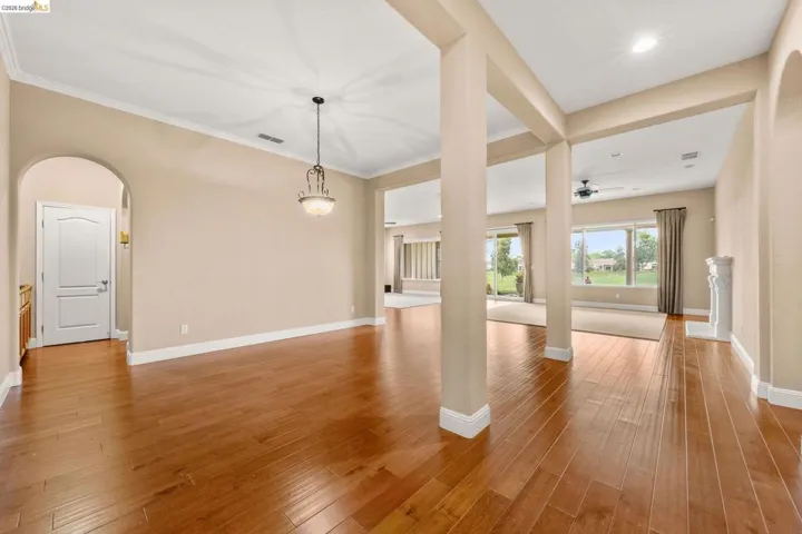 320 Riverwood Ln, Rio Vista, California 94571