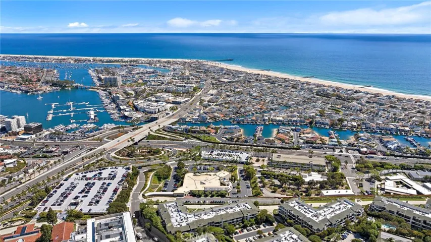 Gorgeous Newport Beach Community!