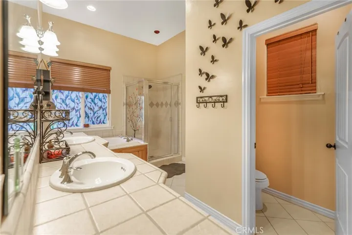 Primary Suite Full Bathroom