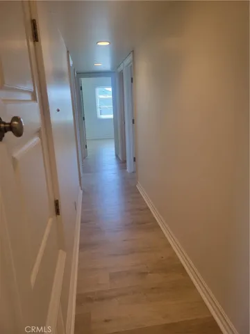 *floor color might look different due to lighting differences