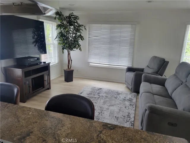 *floor color might look different due to lighting differences