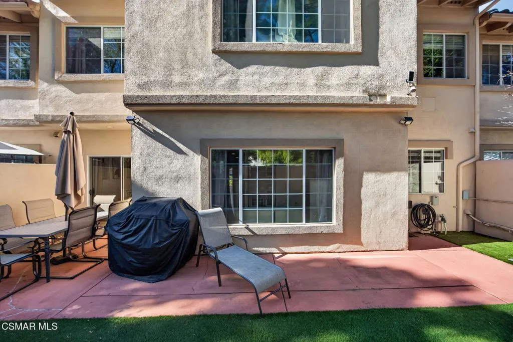 38-web-or-mls-Upmarket Media-1120Pan121