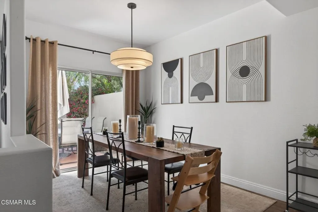 8-web-or-mls-Upmarket Media-1120Pan034