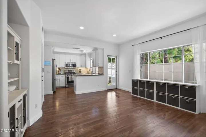10-web-or-mls-Upmarket Media-1120Pan042