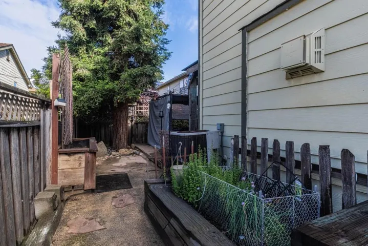 33 North Street, San Juan Bautista, California 95045
