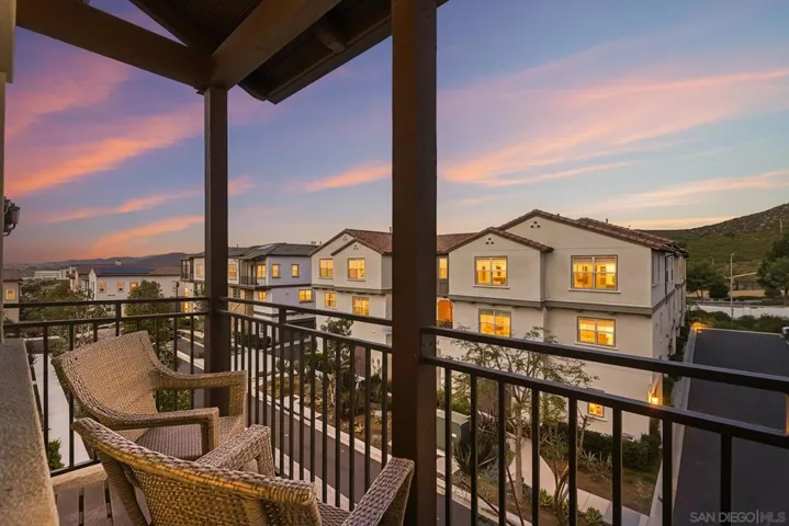 https://zimg.paragon.ice.com/ParagonImages/Property/PA/SDMLS/-522025/17/533/400/6cab7a9d10172fd9a53b07499a51b1ab/3/06cf5c36f984ab6c0e54b8da94ceb1db/-522025-b25f7d01-6e59-48b9-95ca-2be6fbf3dcb3.JPG