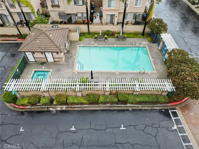 Community pool