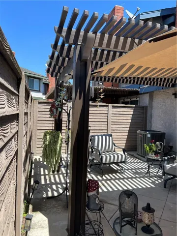 Private patio for entertaining or just kickin it