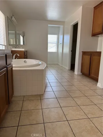 8410 Fiske Drive, Eastvale, California 92880