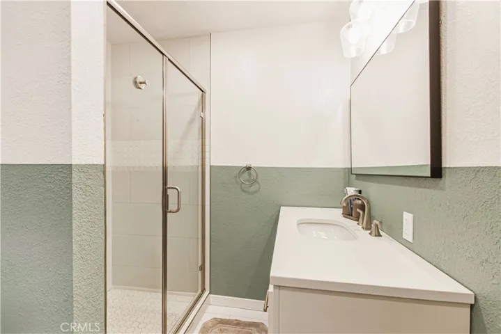 Guest Bath 2