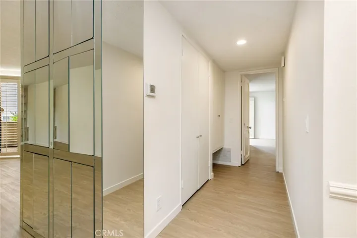 5216 Yarmouth 105, Encino, California 91316