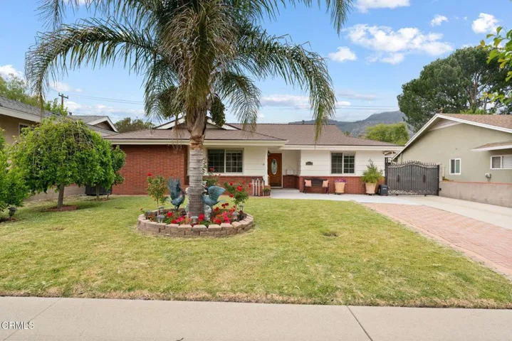 1-2415 Casa Grande St-1