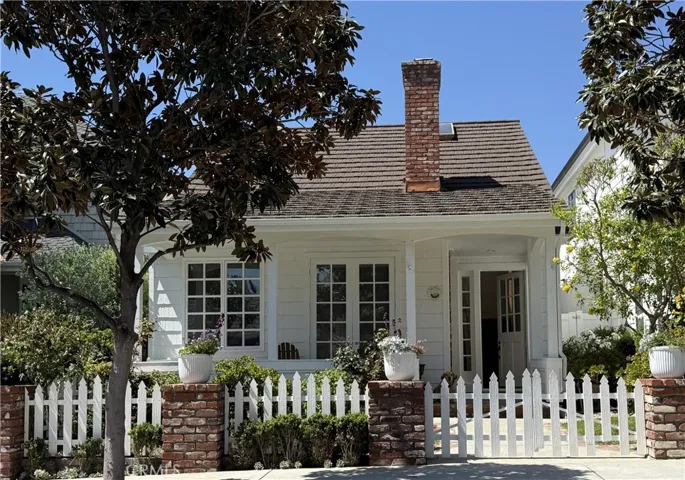 505 Dahlia Avenue, Corona Del Mar, California 92625