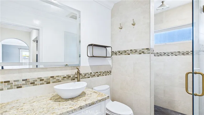 4515 E Vermont, Long Beach, California 90814