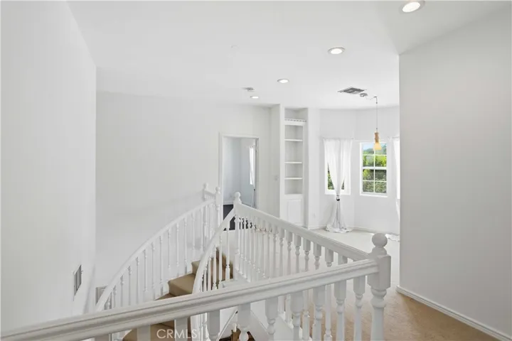 5224 Woodlake, Woodland Hills, California 91367