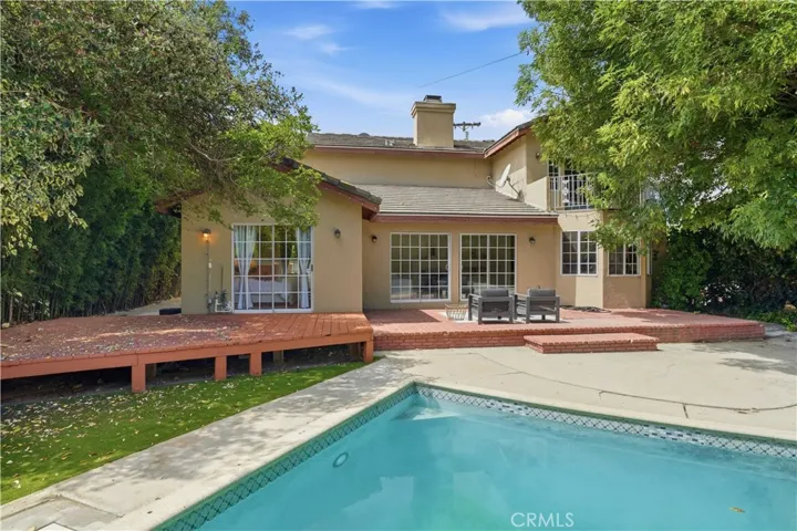 5224 Woodlake, Woodland Hills, California 91367
