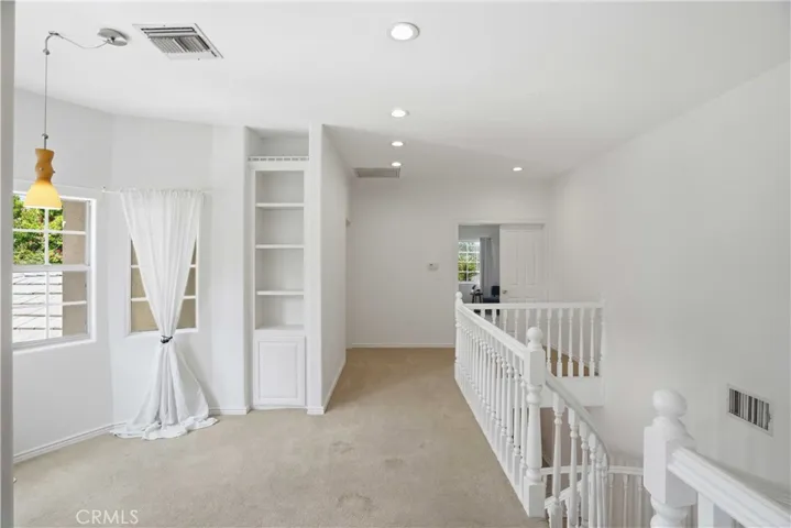 5224 Woodlake, Woodland Hills, California 91367