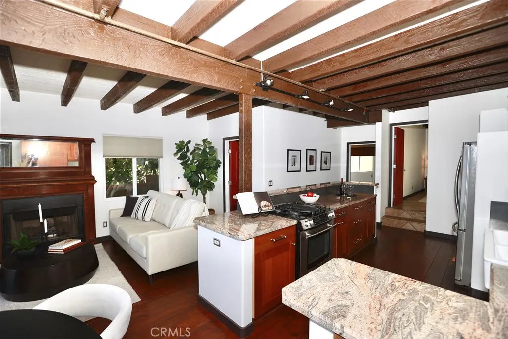 Living/ kitchen