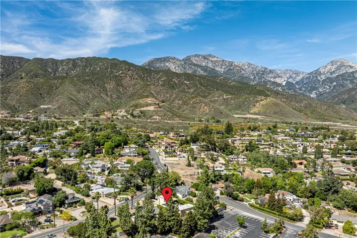 2480 Vista Drive, Upland, California 91784