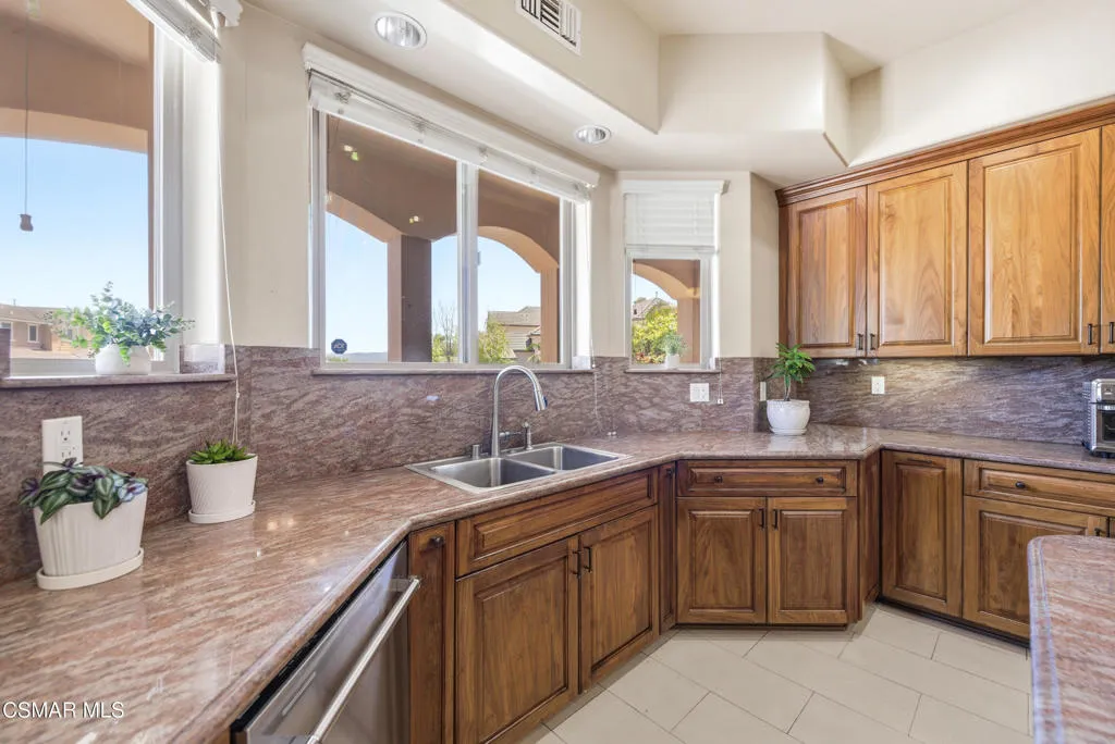 3490 Trego Ct Simi Valley-32 - Copy
